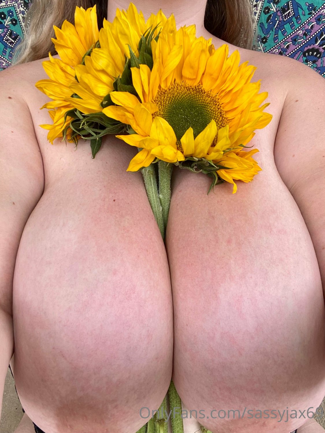 $@$$yj@x's Fat Tits #CYTj4kLa