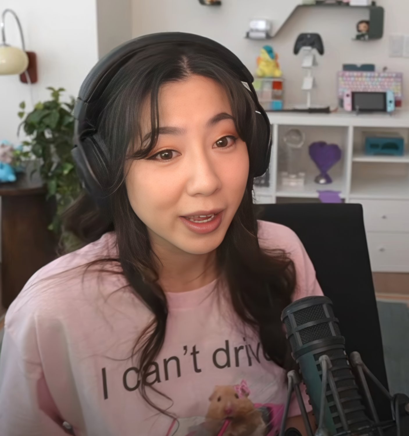 Fuslie [11] #gyy8aVlV