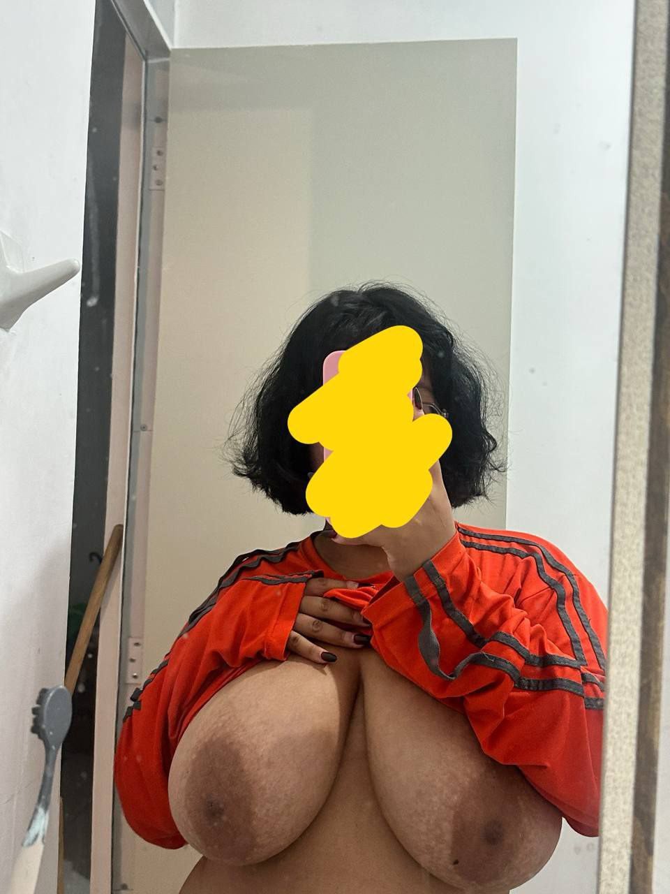 La tetona de Andy Aldana 🤤 #2r11um8R