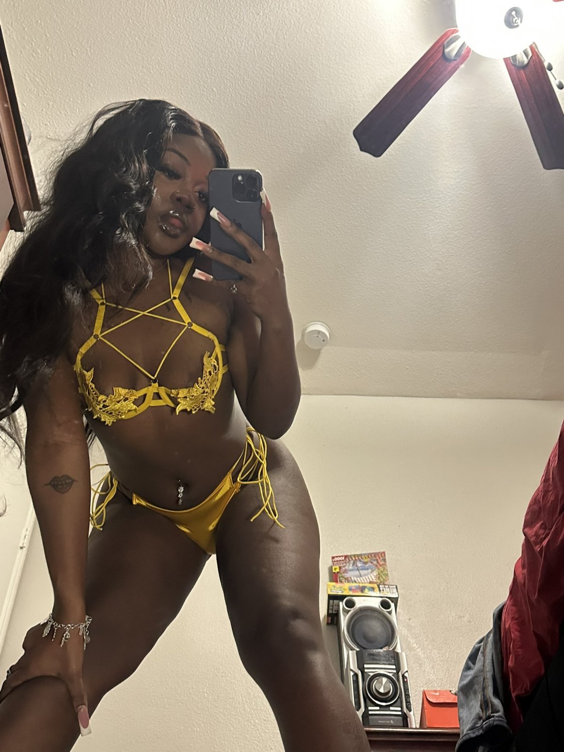 Ugly black bitch Nayla #c7uSP09T