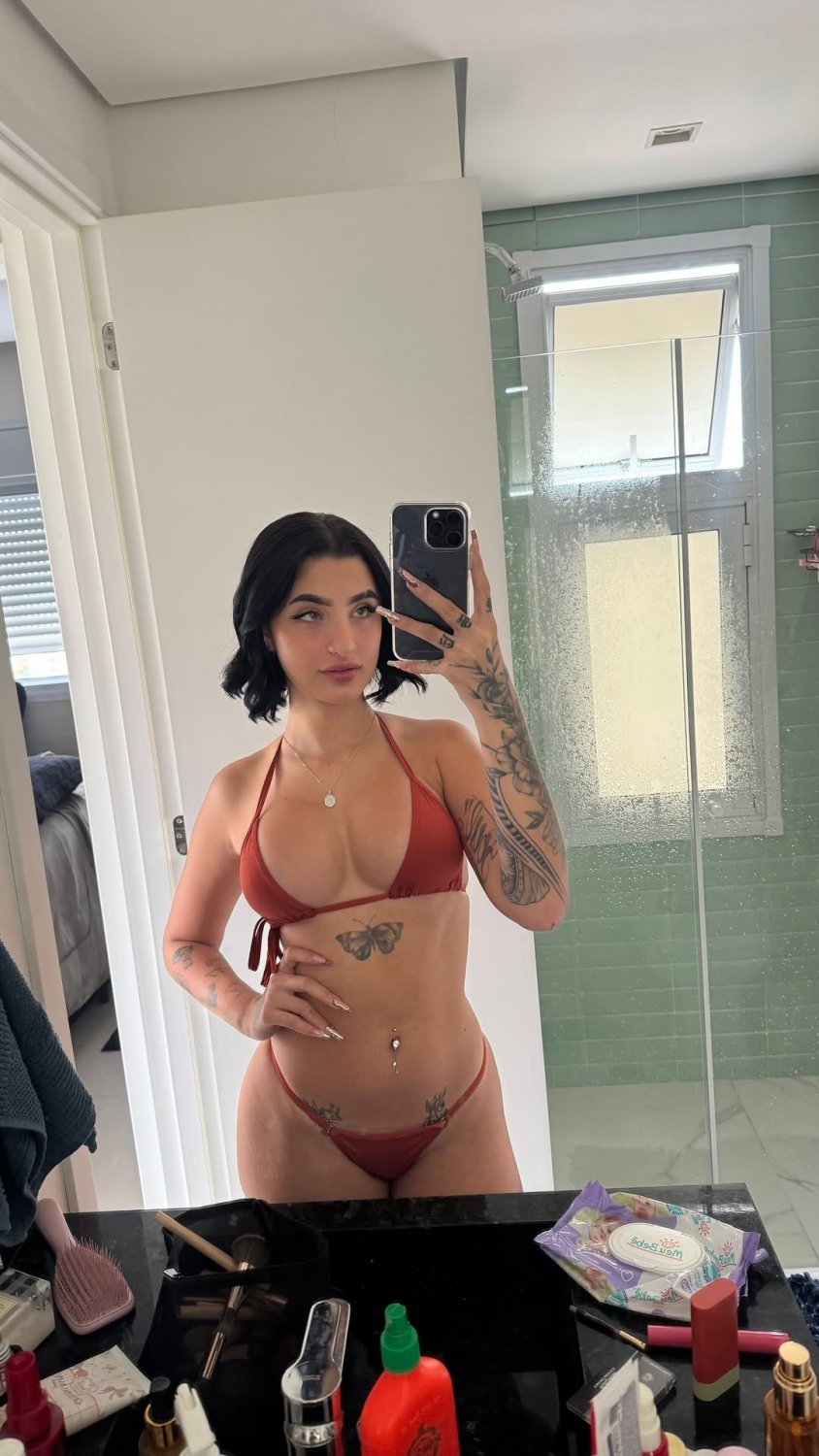 A Ribeiro É Muito Gostosa Pqp 🤌🏻 #E2XfV7Nq