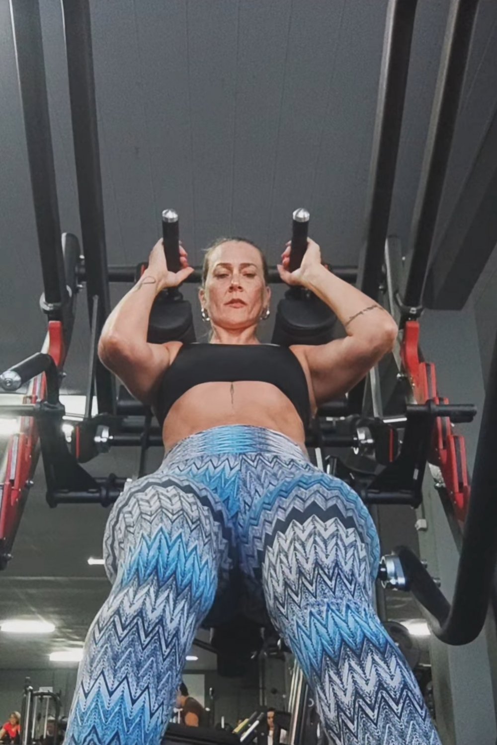 Al final patricia y sus caderas te hará derramar leche #BxJSz2HD