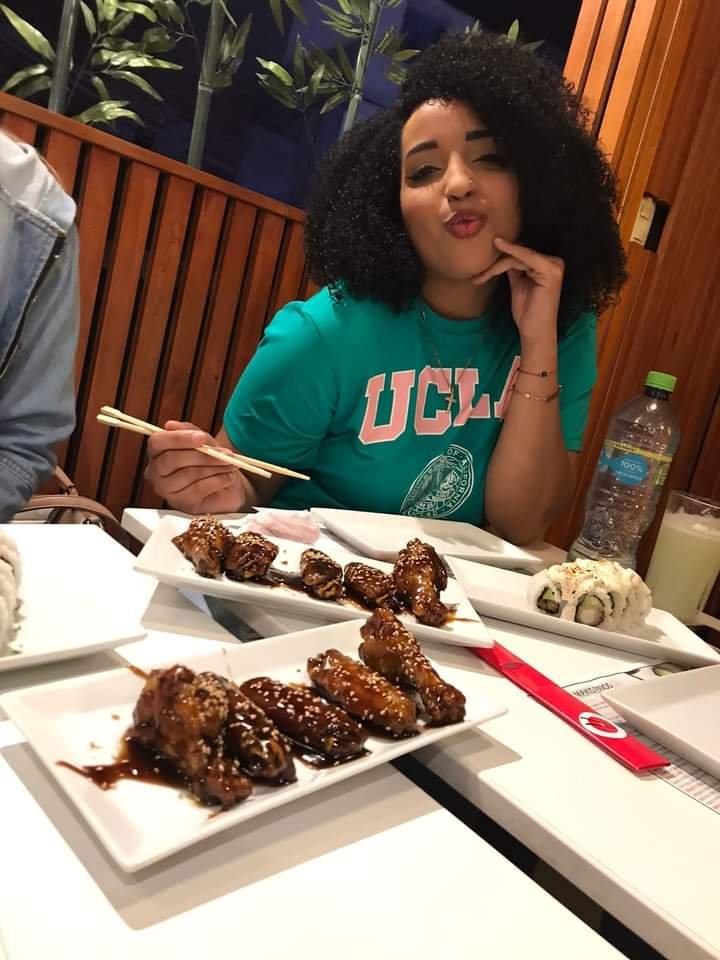 LA CHICA DEL HILO #LjwicxPC